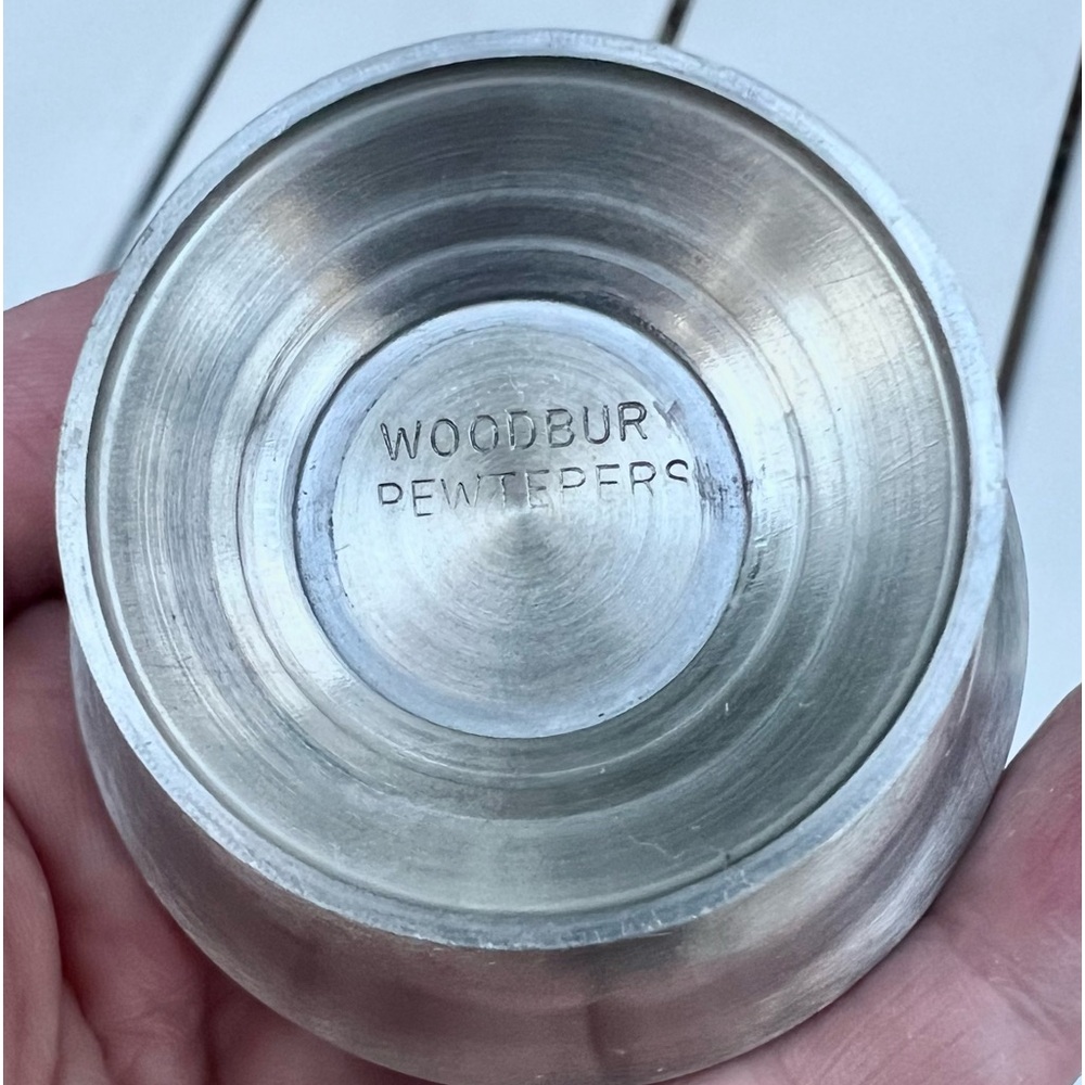 Woodbury Pewterers small pewter bowl. 2.25" (W) X 1.5" (H)
